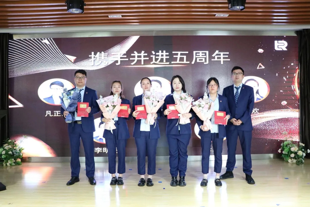 1747035491174472.jpg 1747035491174472.jpg